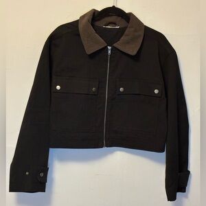 EUC Trendy Black Cropped Chore Jacket with Brown Collar